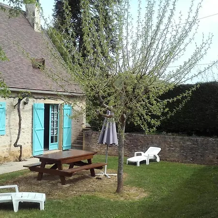 Дом отдыха Maison Perigourdine Avec Jacuzzi, Cheminee Et Jardin Pres De Monpazier - Fr-1-616-180 *